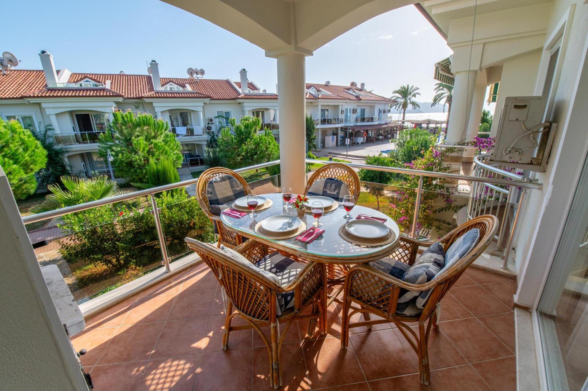 Sunset Villas&apartments 4*