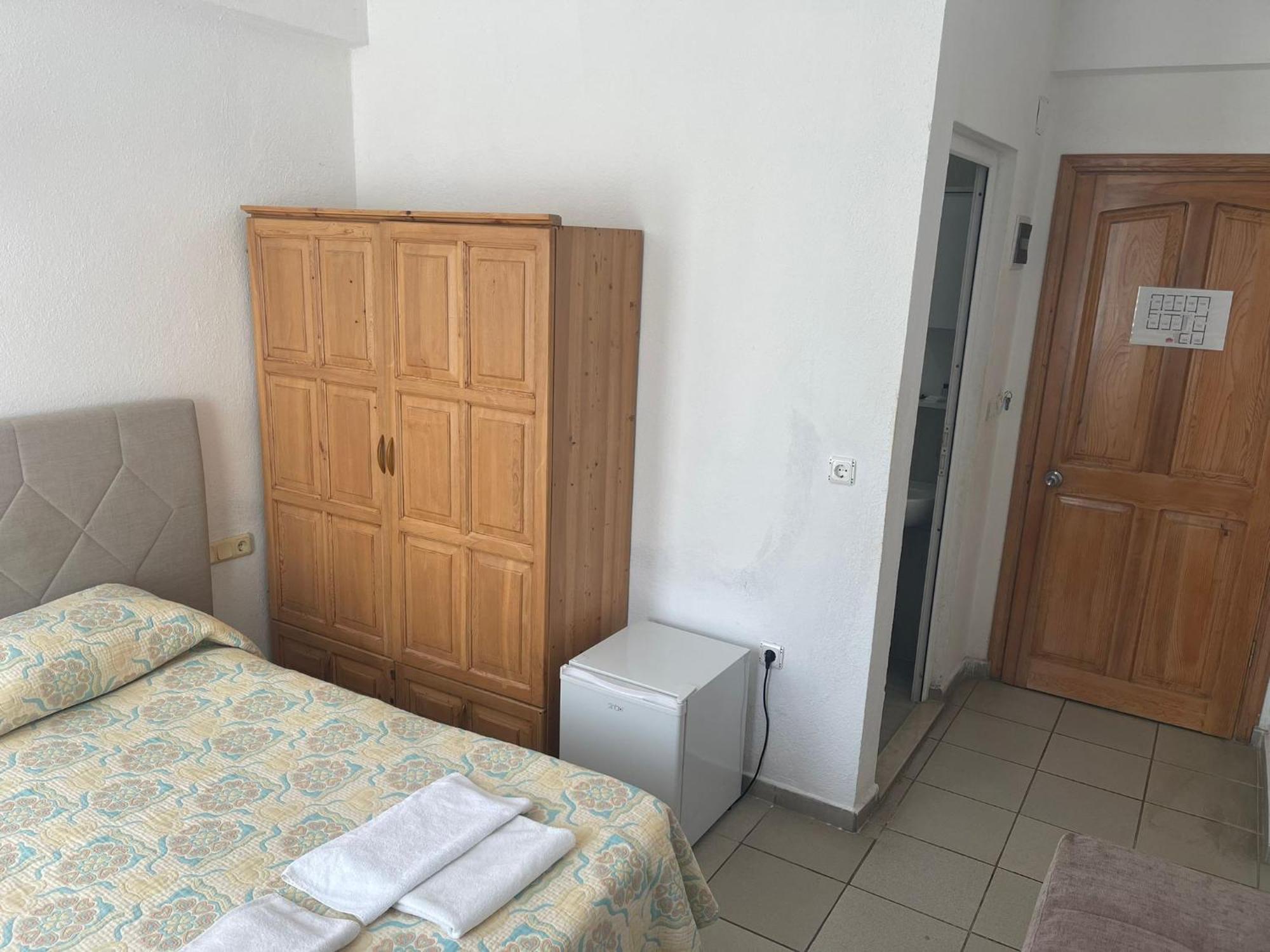 Tugay Hotel 2*