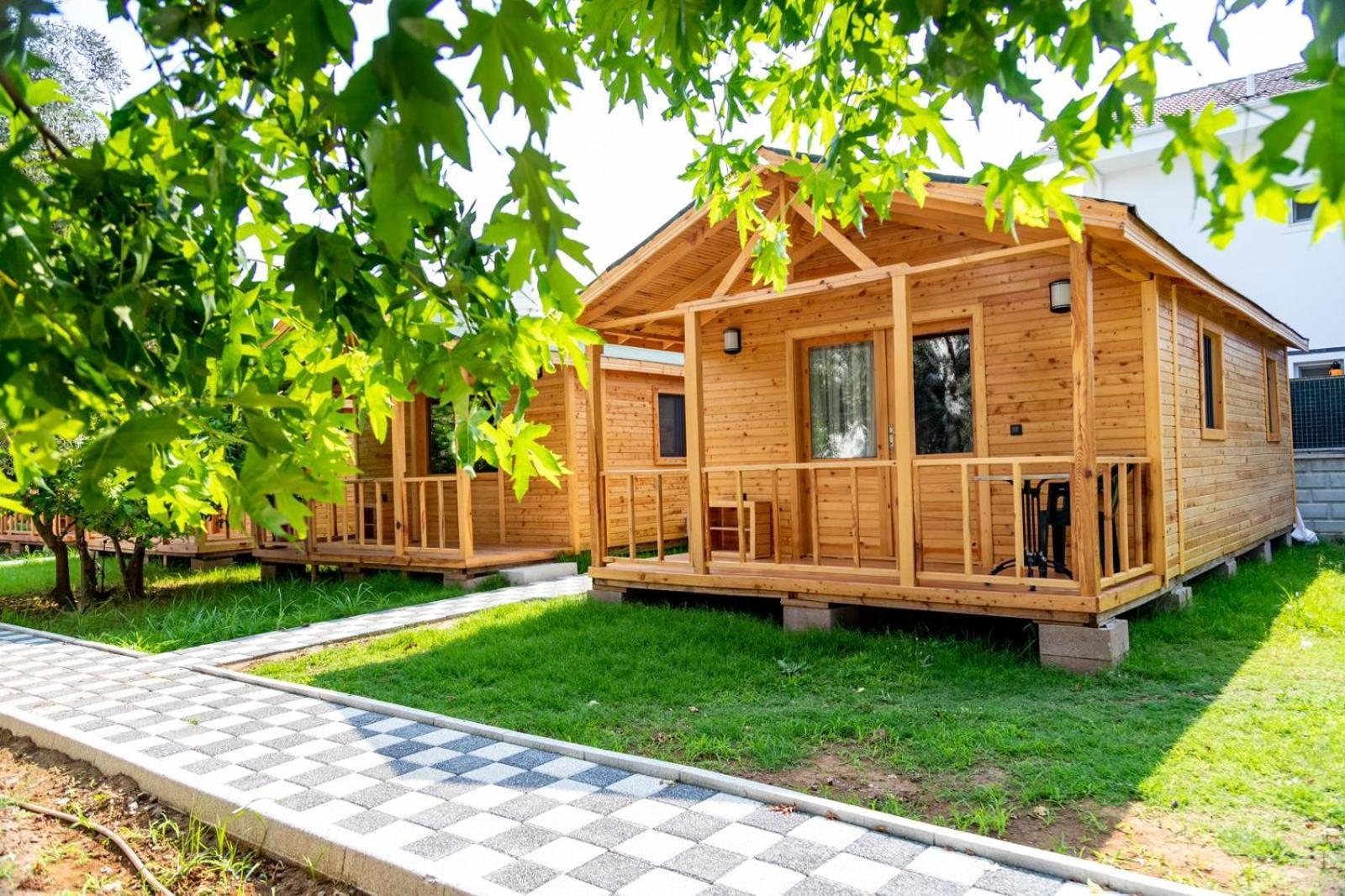 Tugay Hotel 2*