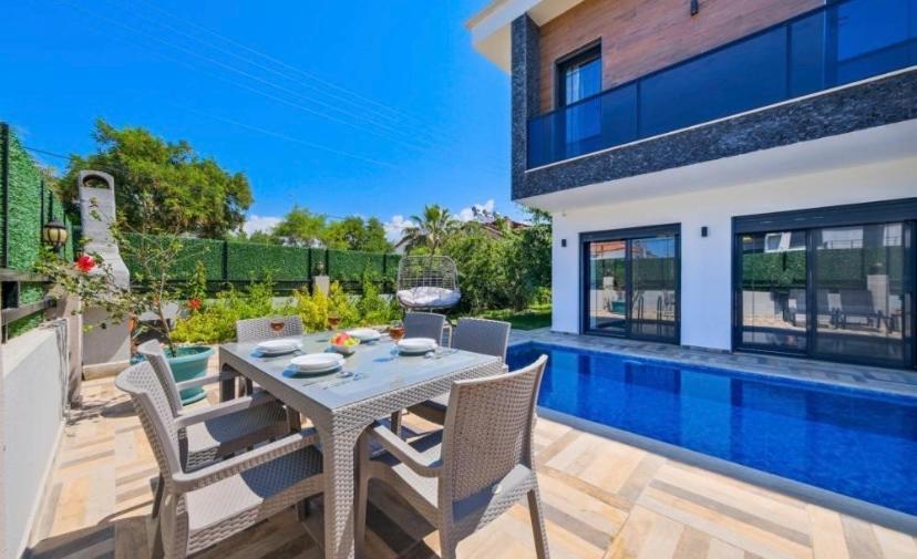 Melek Villa *