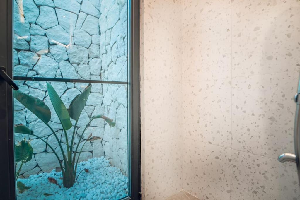 Viohouses 4- Luxury Private Korunakli Oezel Havuzlu Villa *