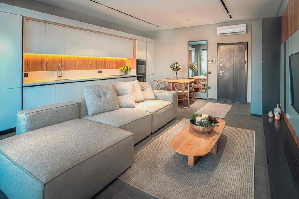 Viohouses 4- Luxury Private Korunakli Oezel Havuzlu