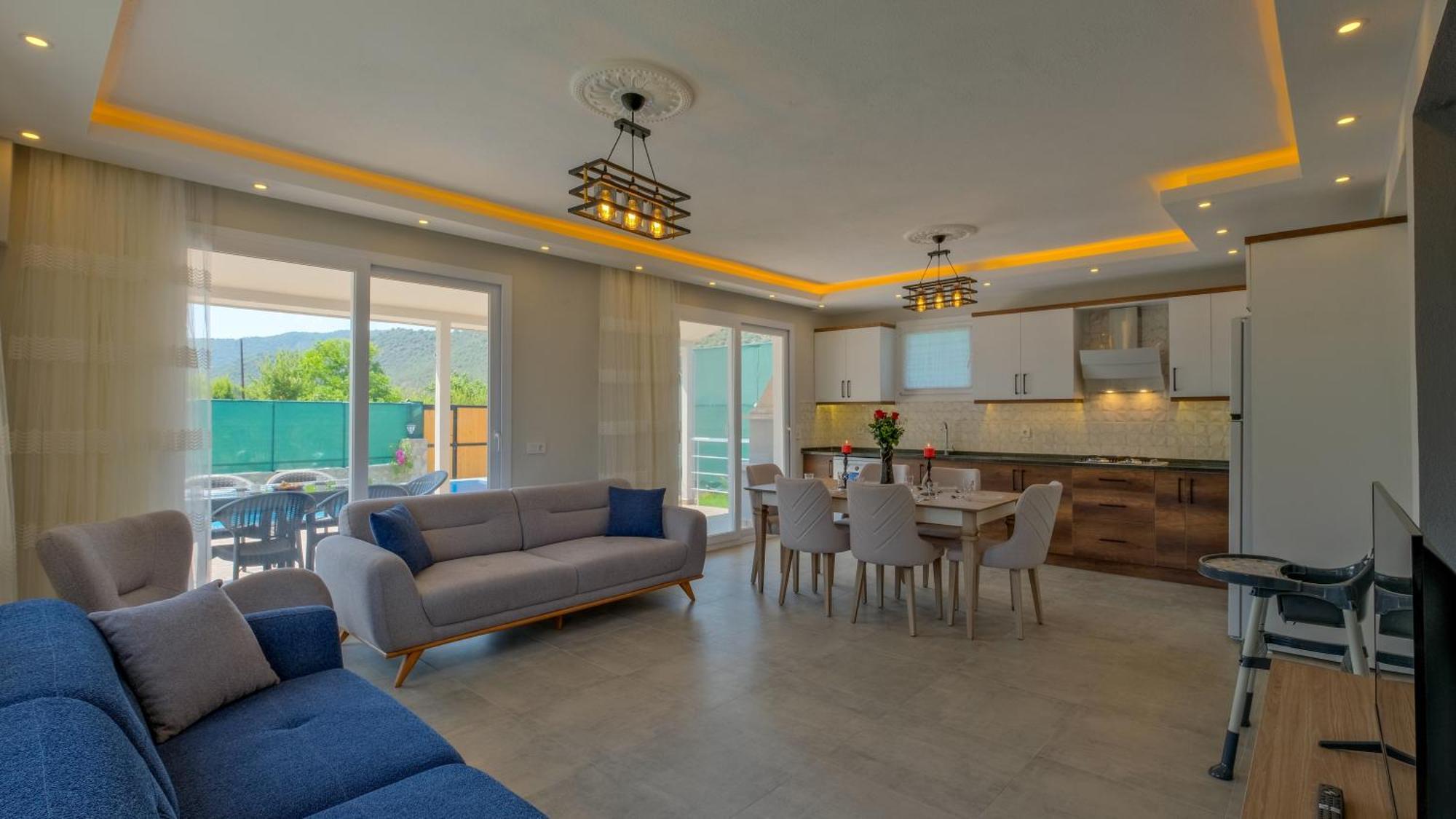Villa Esmeralda, Jakuzili Cocuk Havuzlu Lueks *