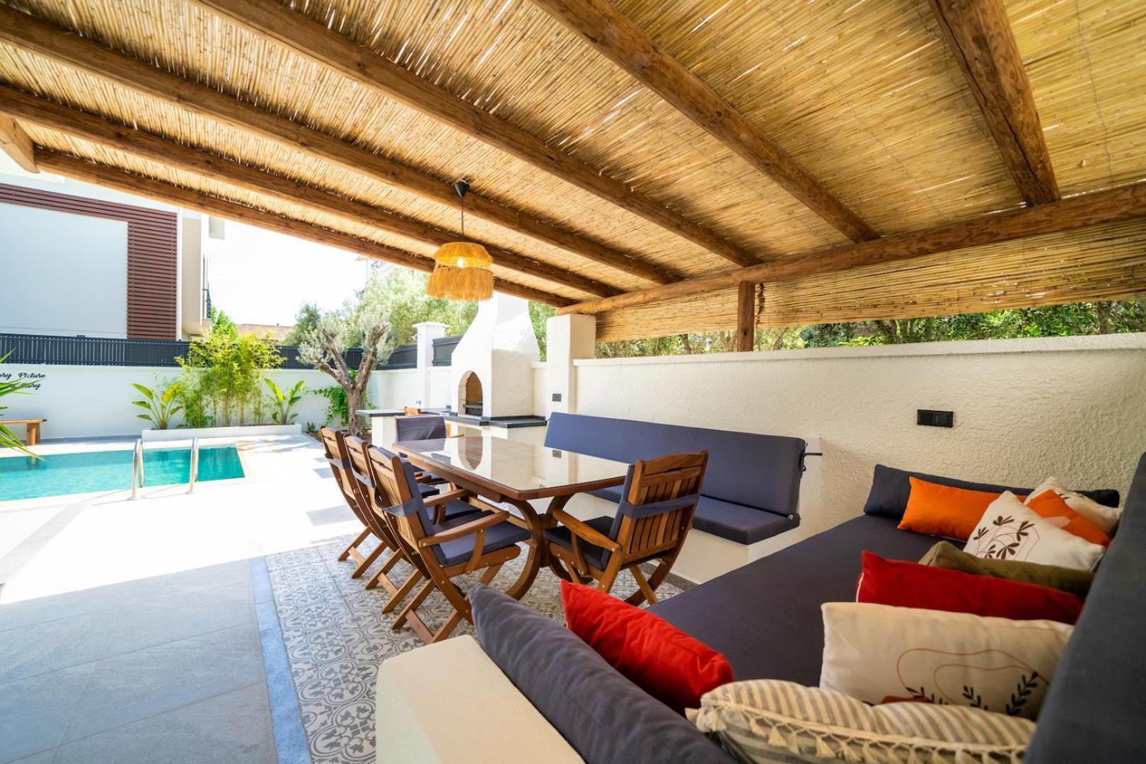 Villa Casa Oliva 1 With Sauna Pool Patio & Bbq