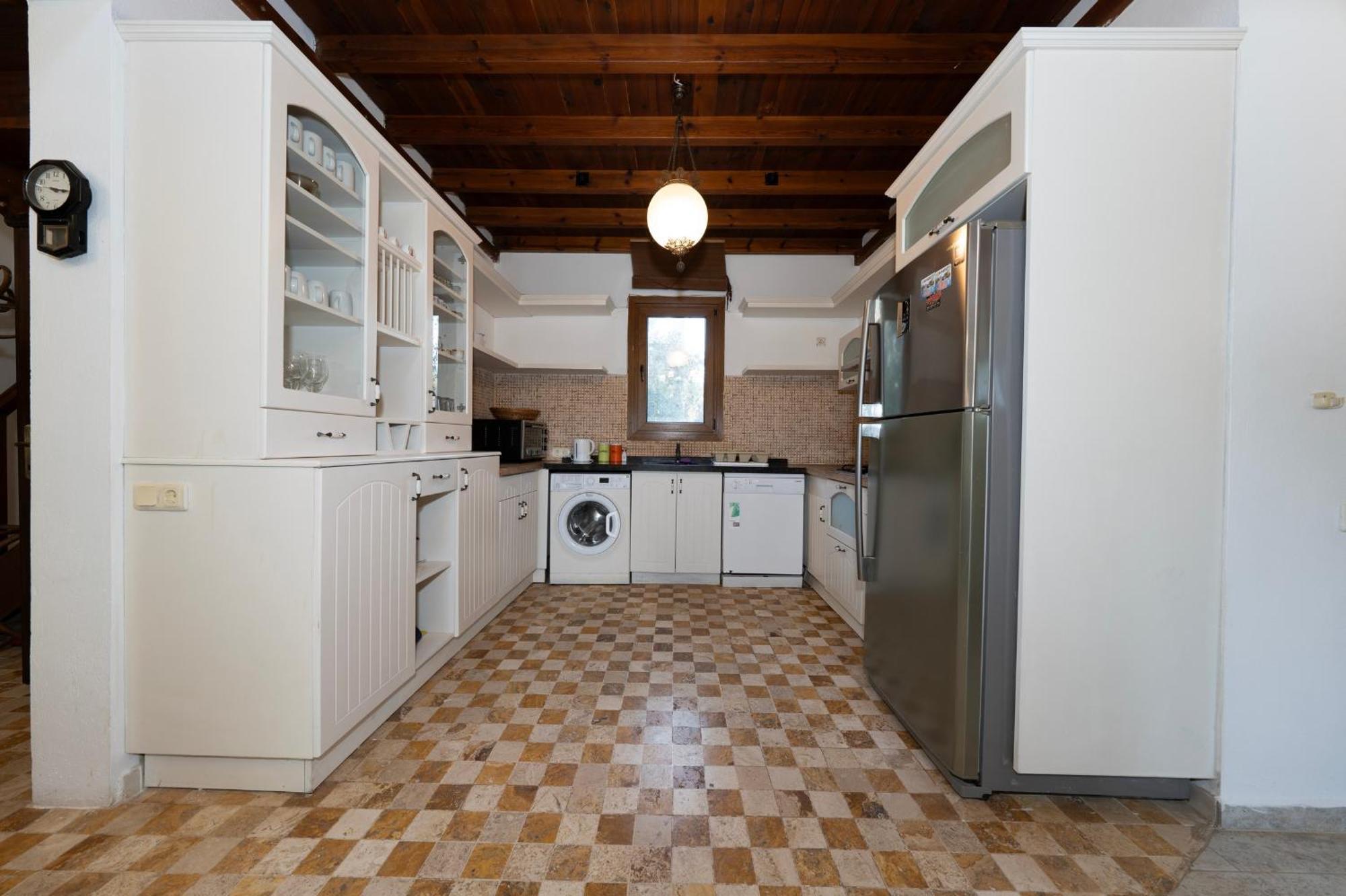 4 Bdr With Swimming Pool In Kayakoy Villa