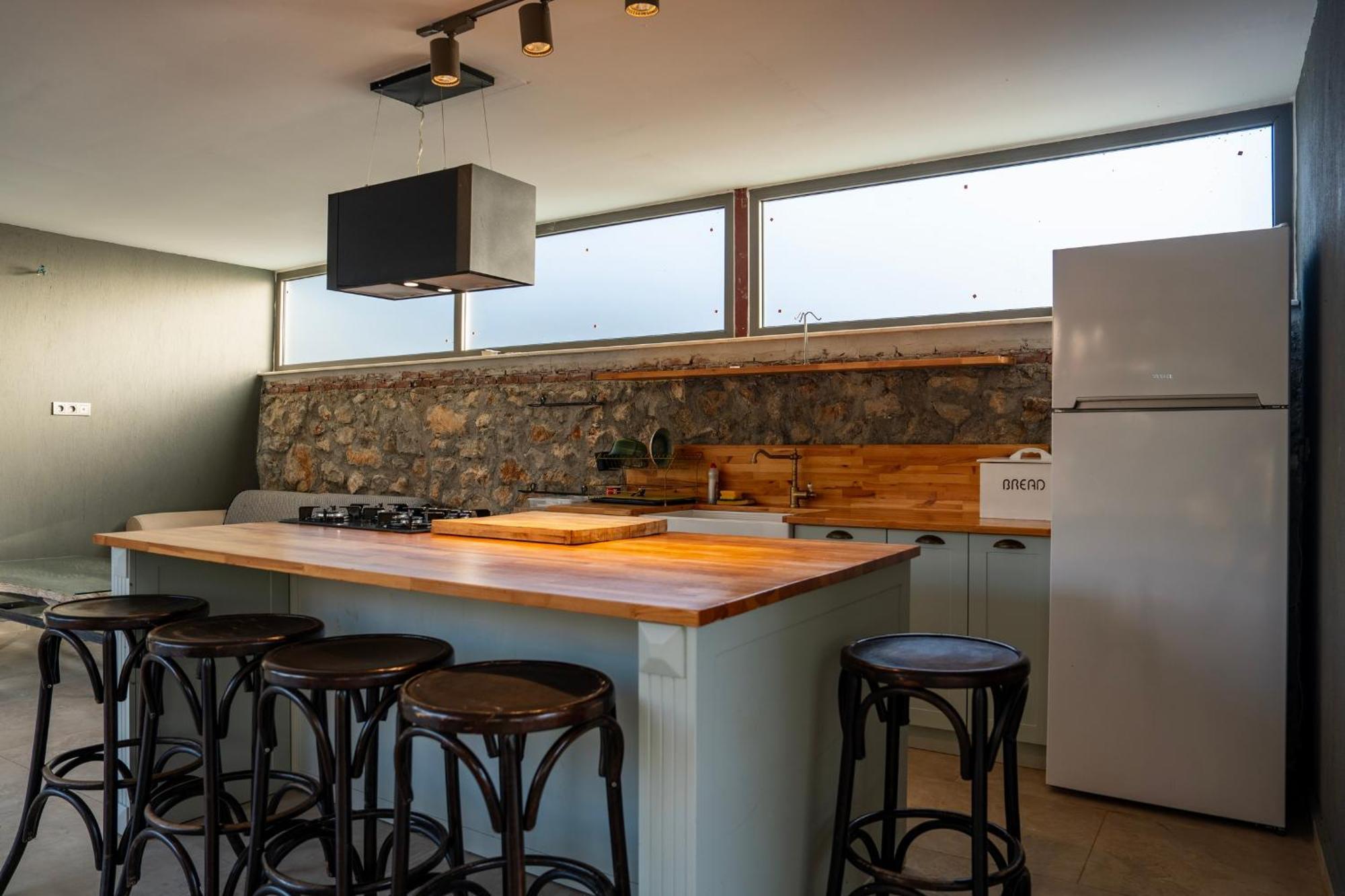 Villa 4 Bdr With Swimming Pool In Kayakoy Fethiye