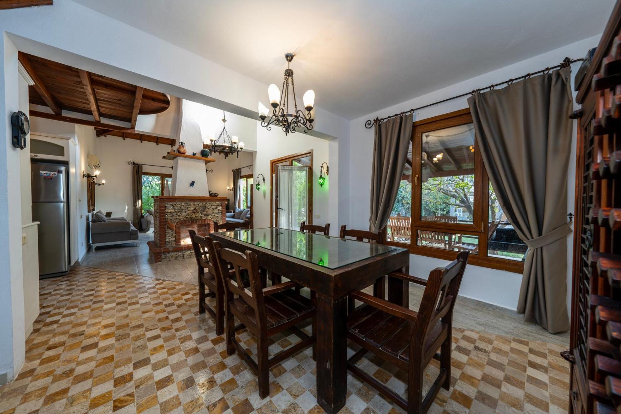 4 Bdr With Swimming Pool In Kayakoy * Fethiye