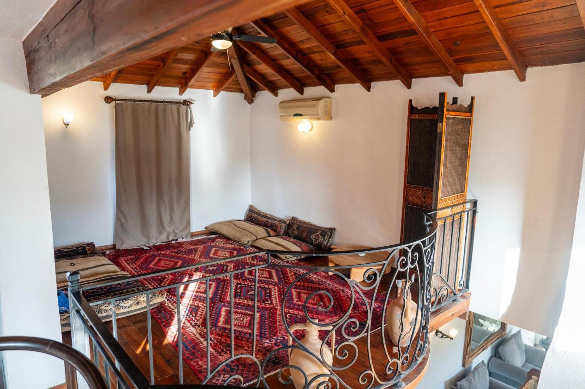 Villa 4 Bdr With Swimming Pool In Kayakoy *