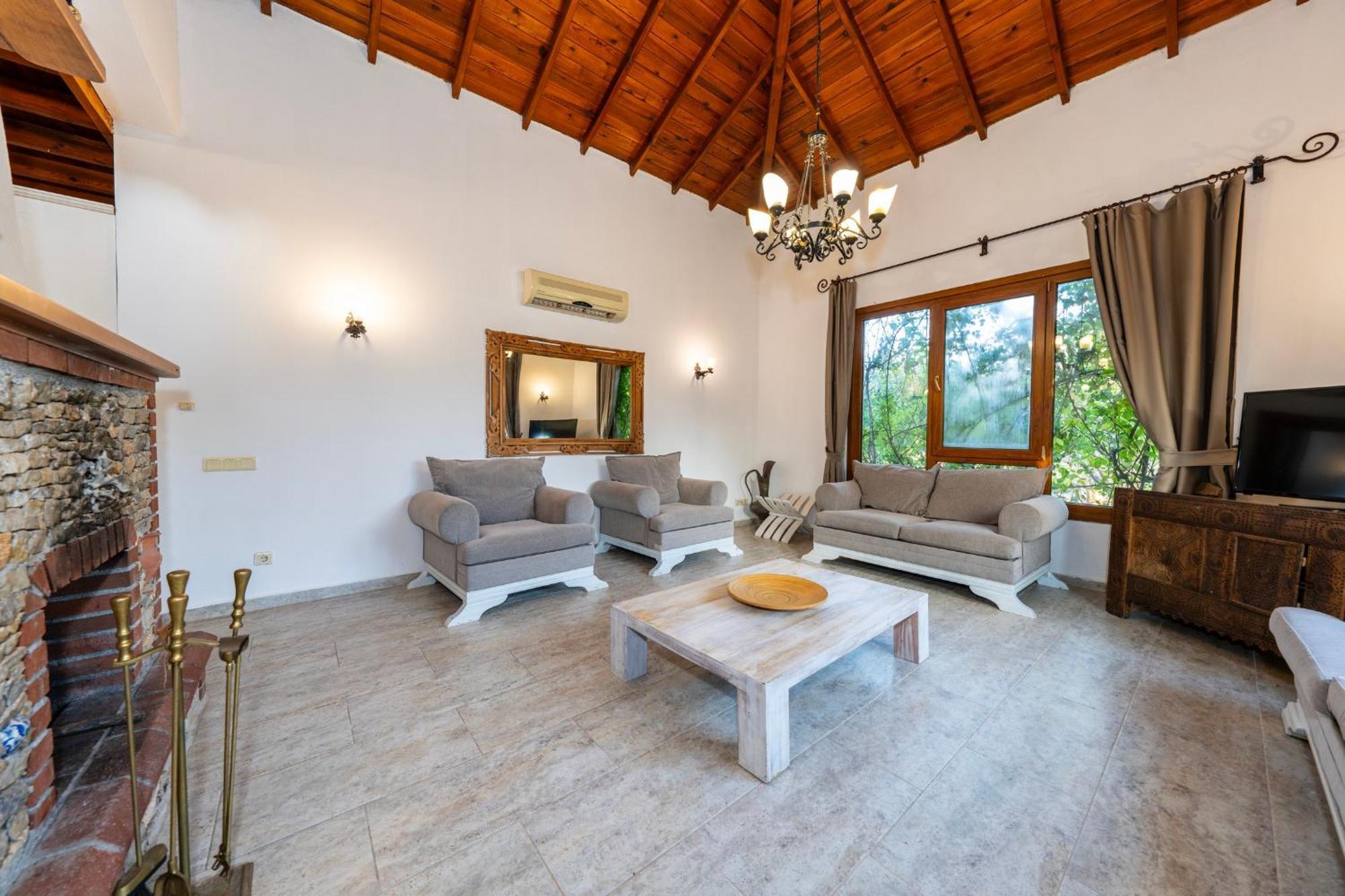 Villa 4 Bdr With Swimming Pool In Kayakoy *