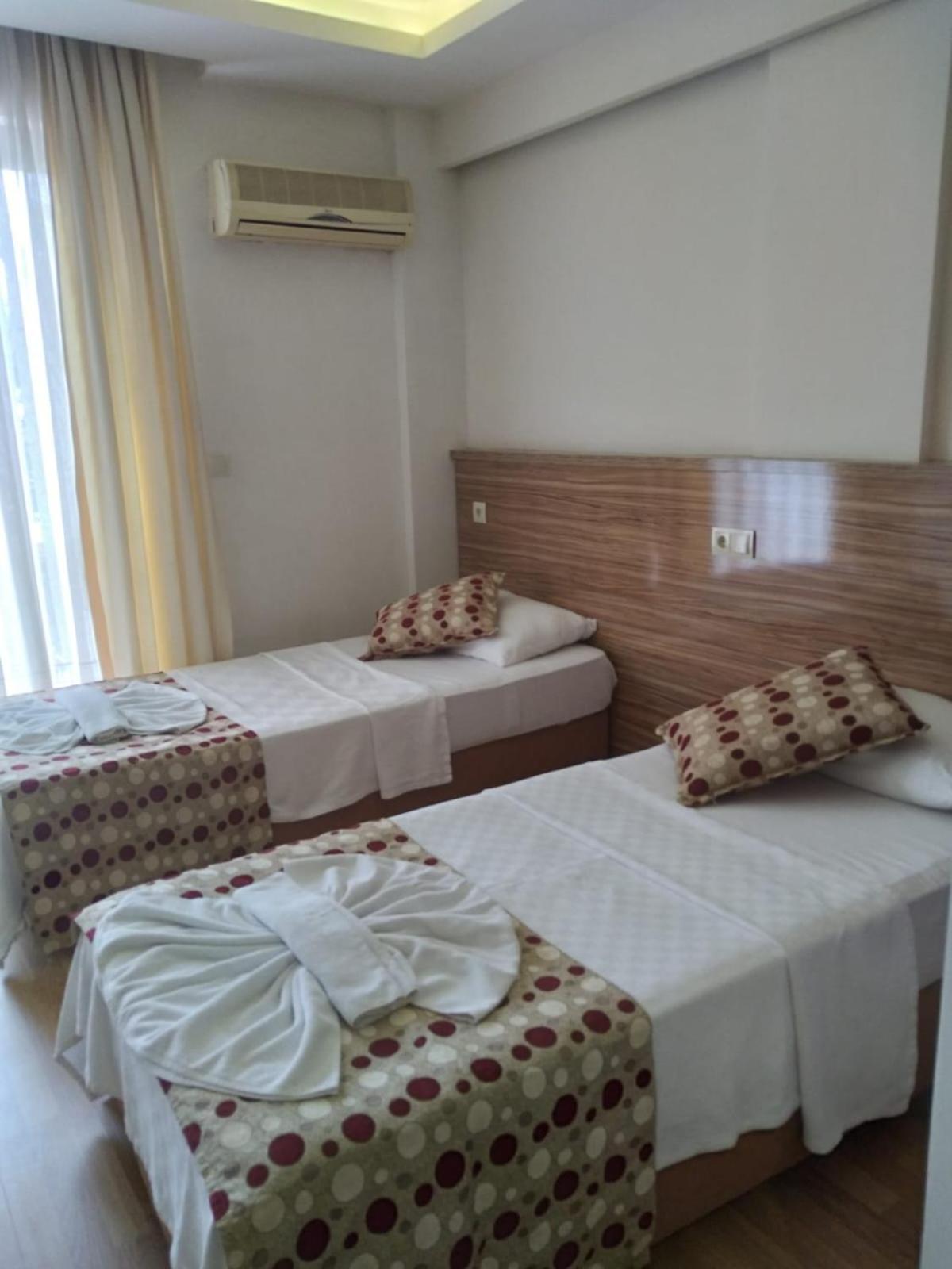 Hotel Barlas *