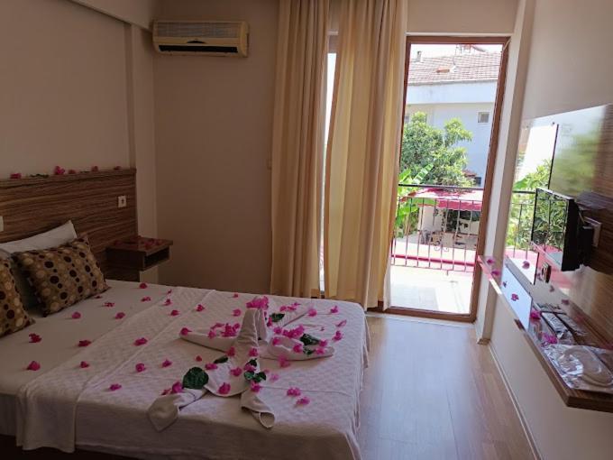 Hotel Barlas *