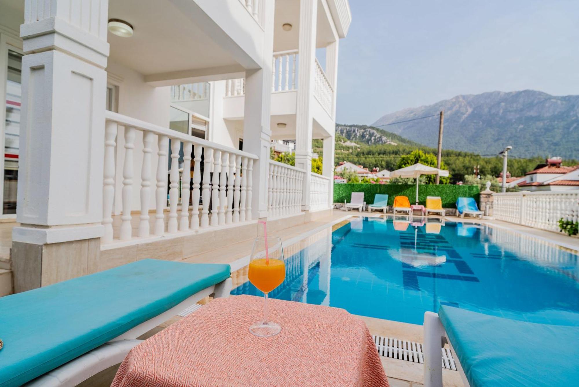 Villa Angel - Private Pool And Nature View In Oeluedeniz *