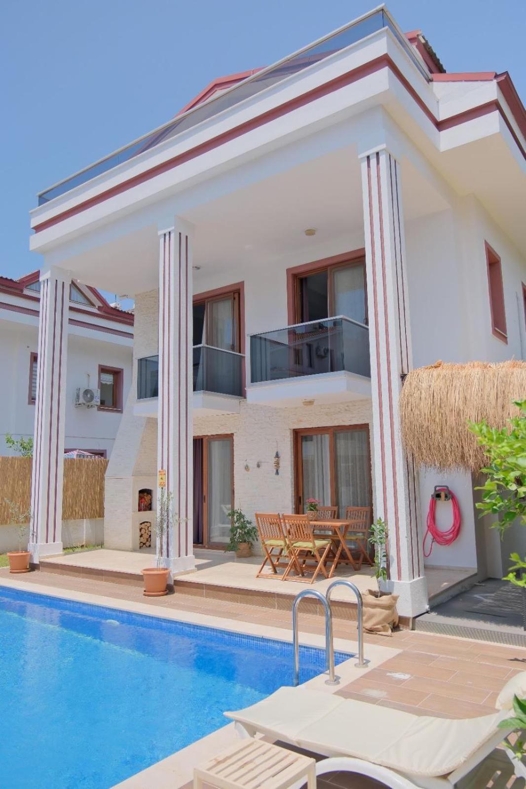 Ayshe Villa *