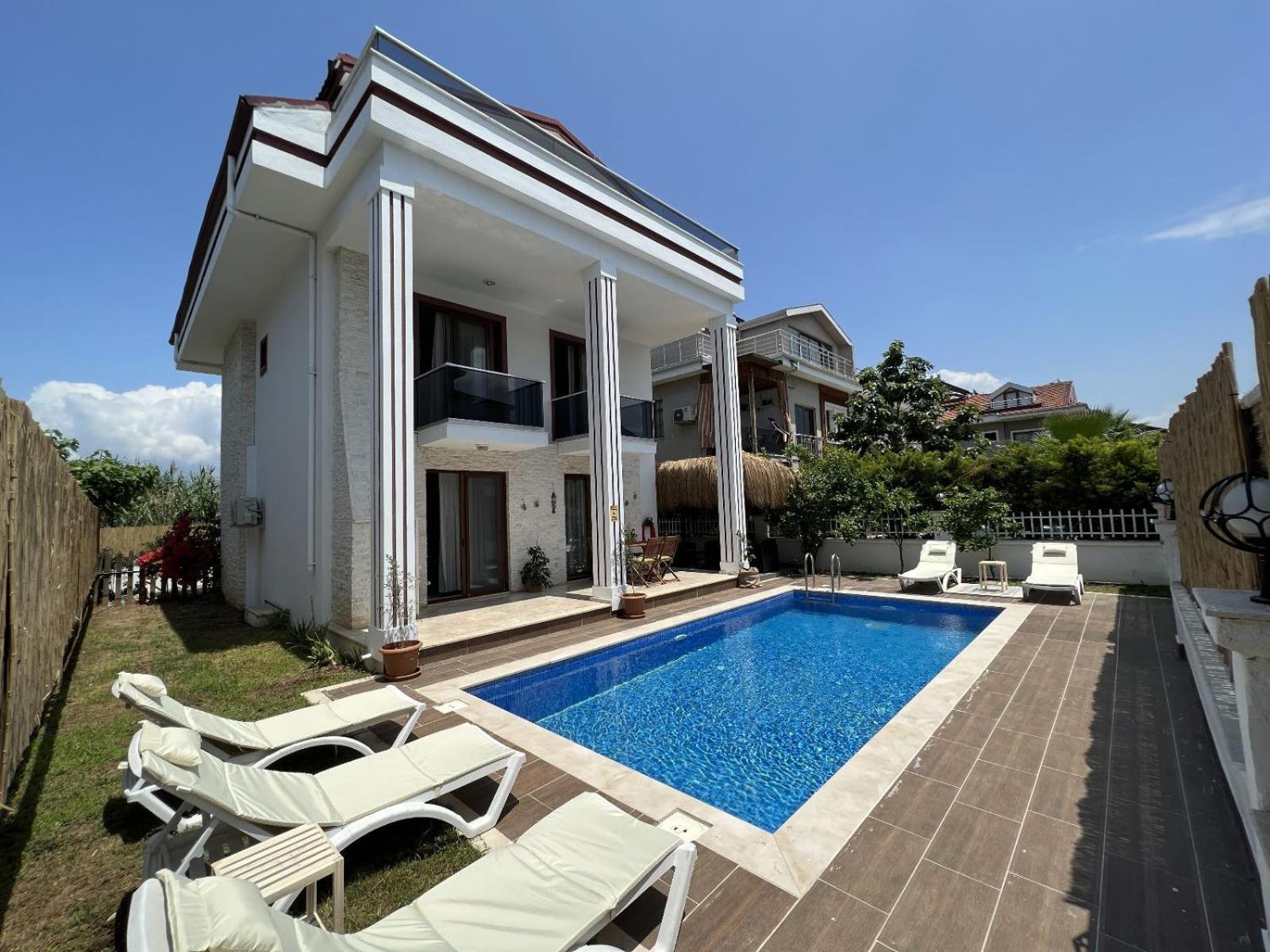Ayshe Villa