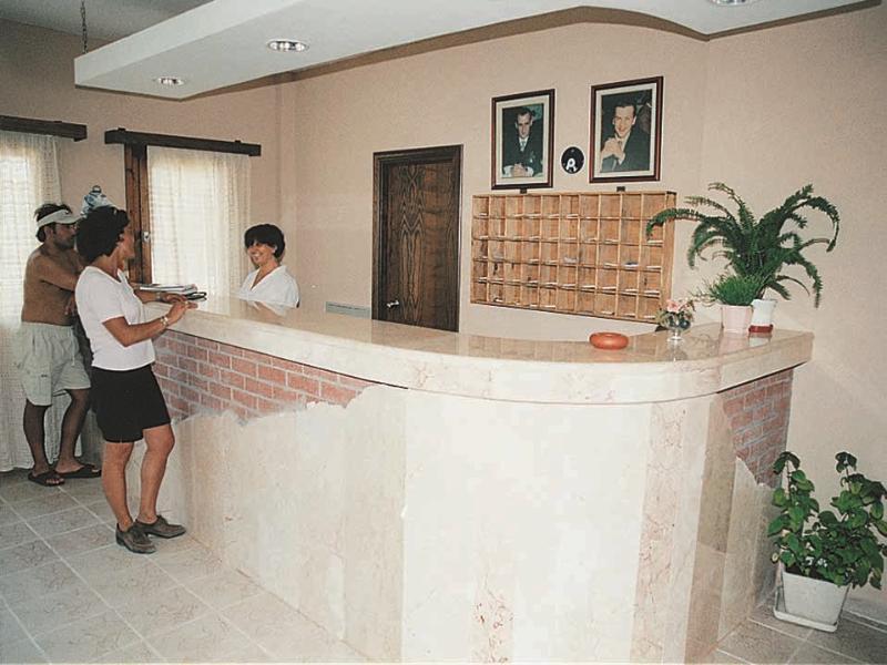 Area Hotel 3*