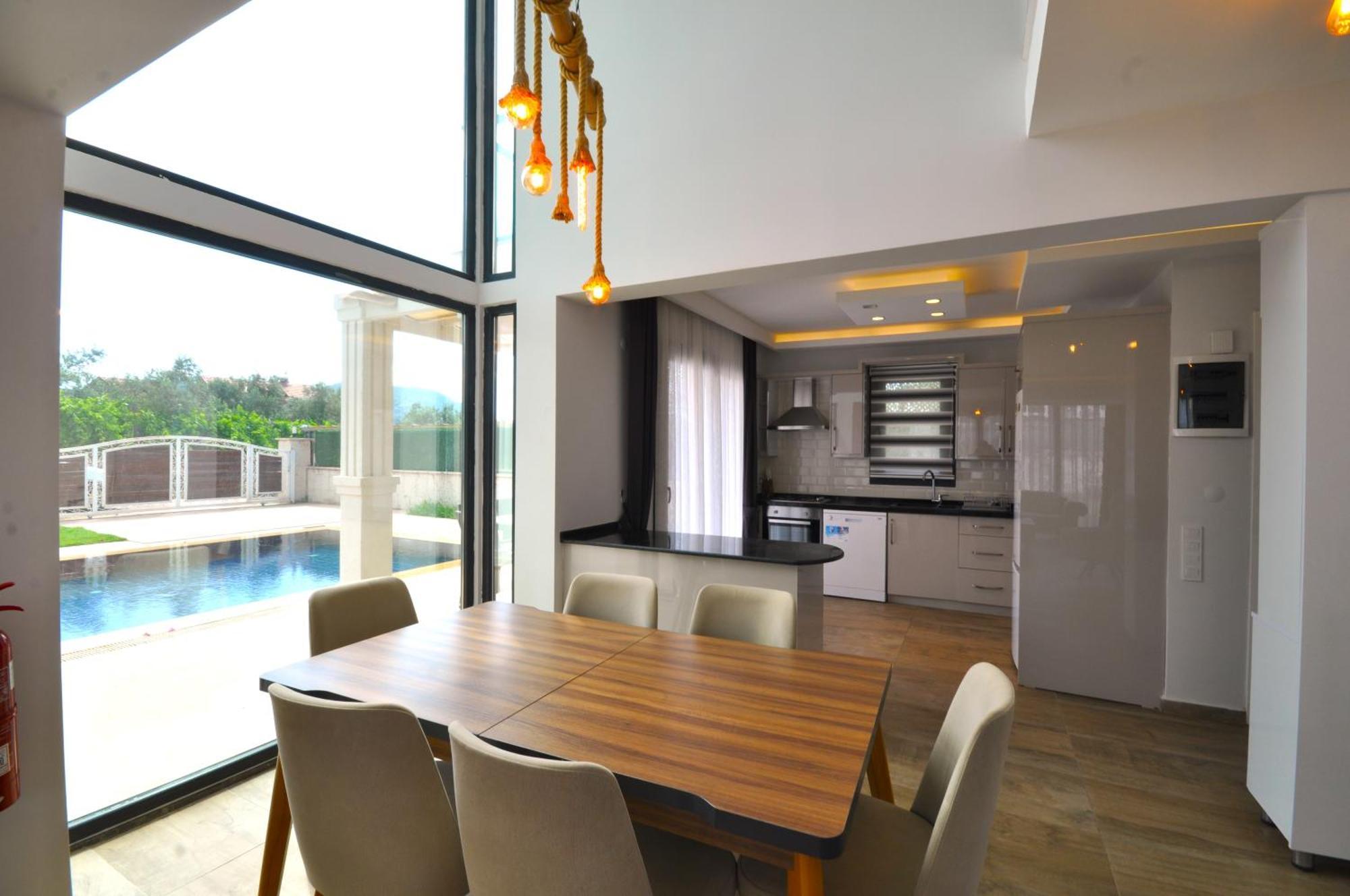 Splendid Villa *