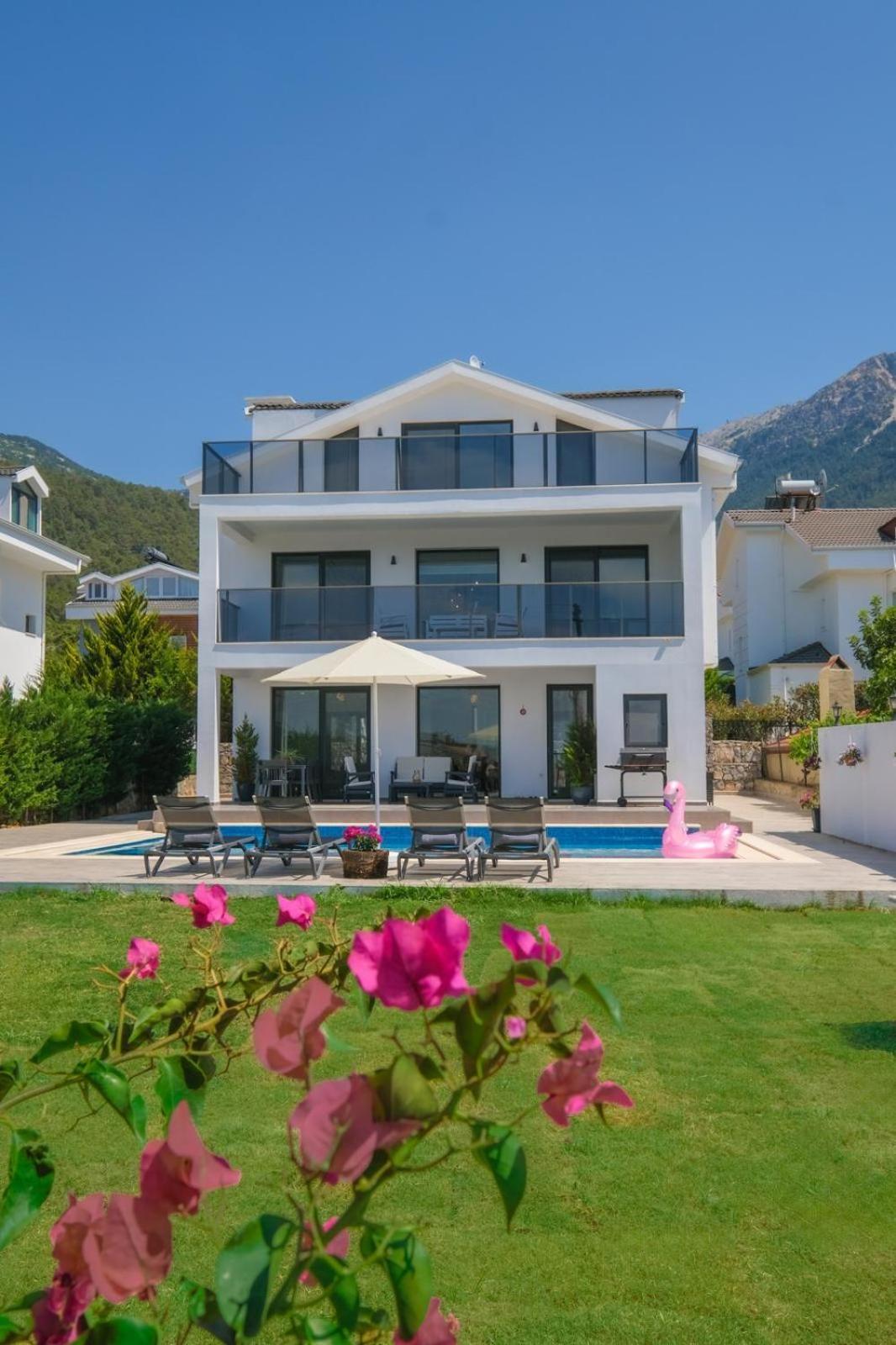 Marsel Evi 2 Oeluedeniz * Fethiye