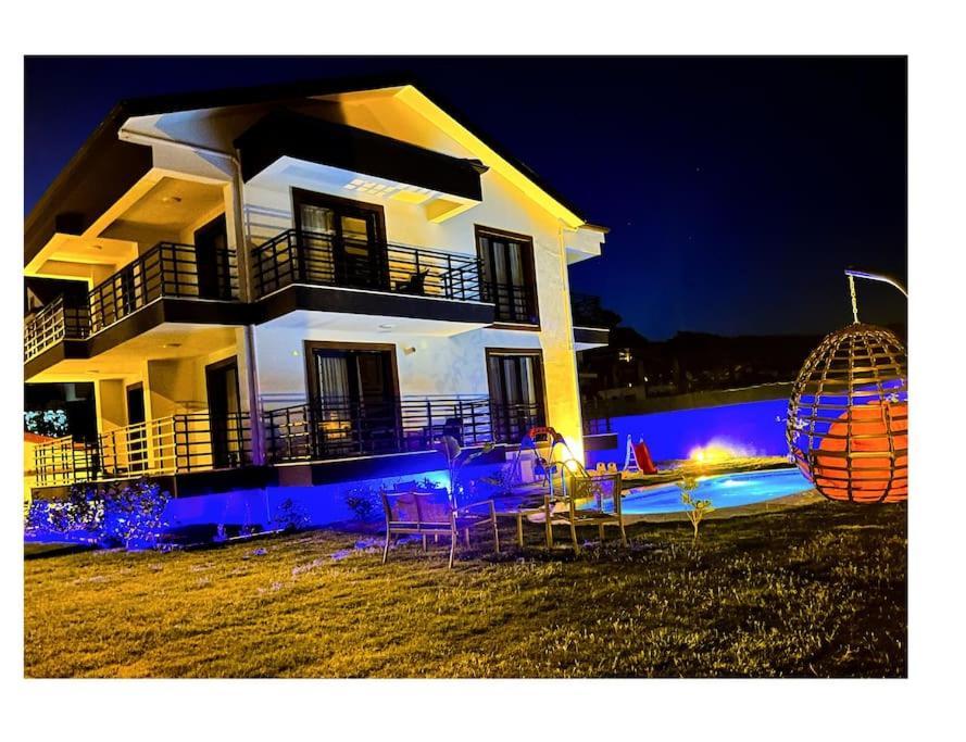Villa Luxury With Private Pool And Garden Villa121 *