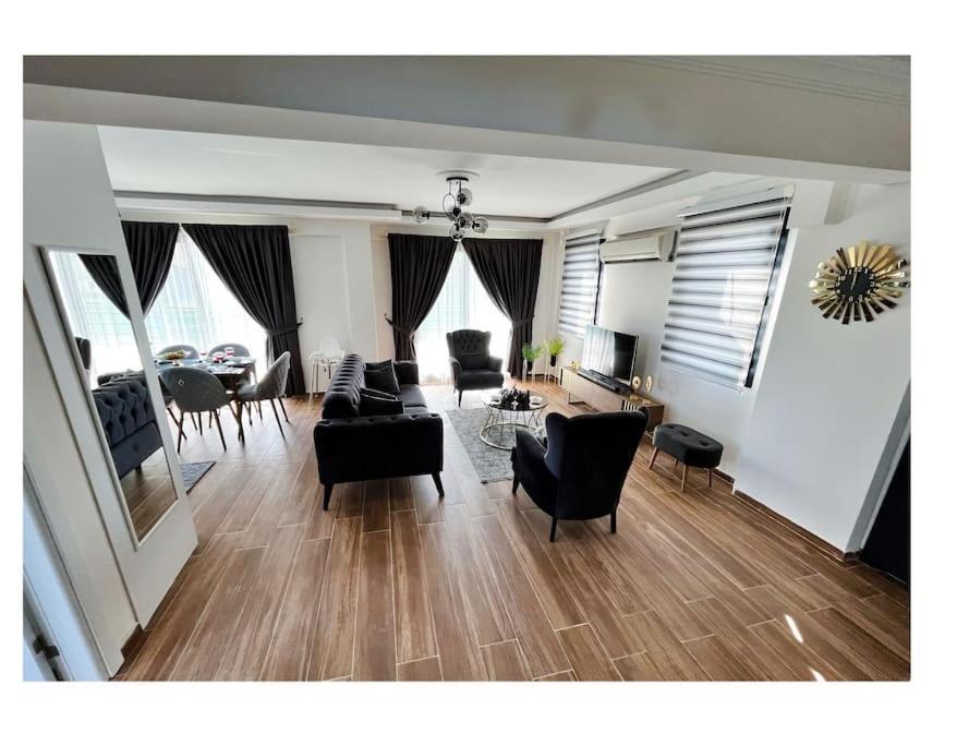 Luxury With Private Pool And Garden Villa121 *