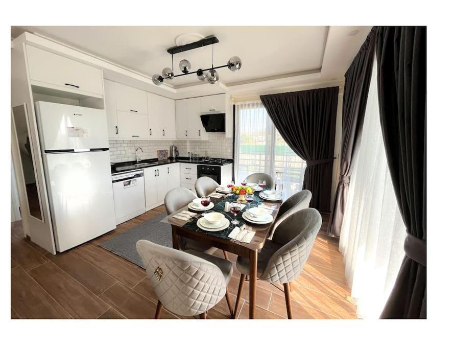 Luxury With Private Pool And Garden Villa121 *