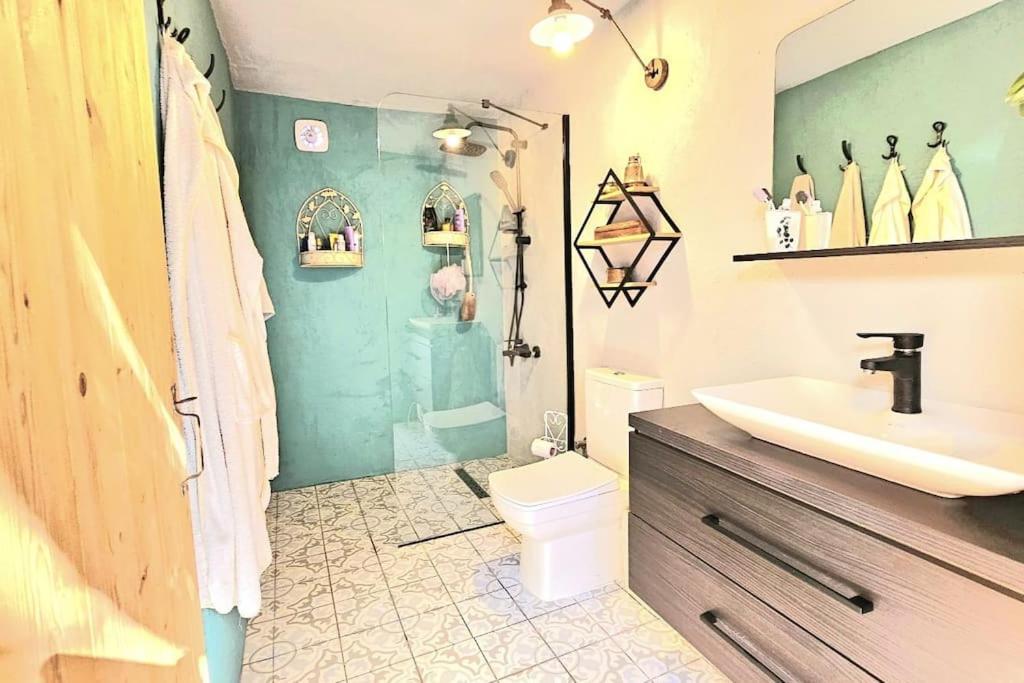 Vintage Charm In Center