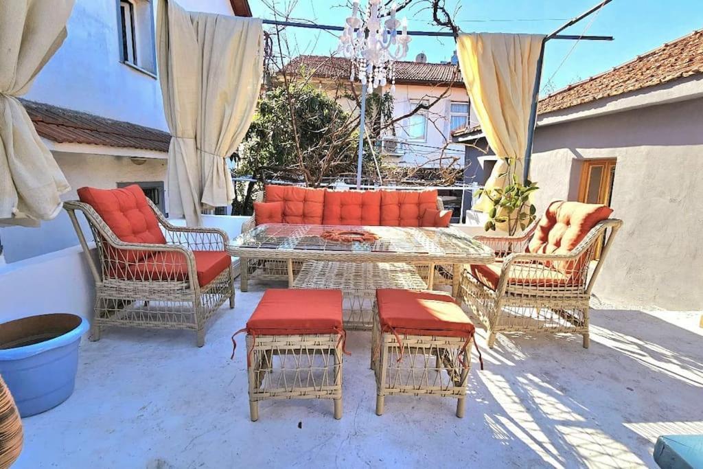 Vintage Charm In Center Holiday home Fethiye