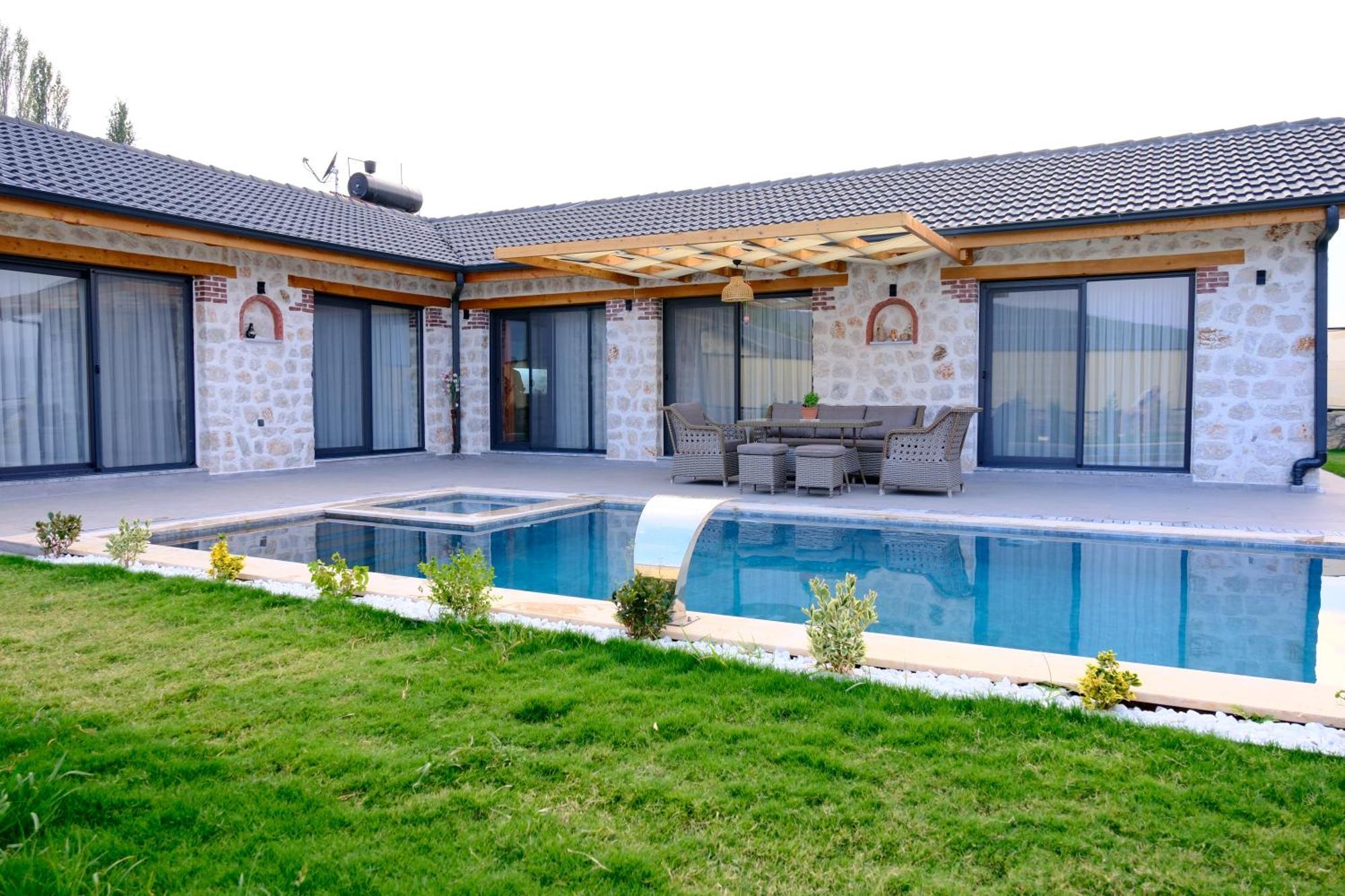 Likya Stone House Villa