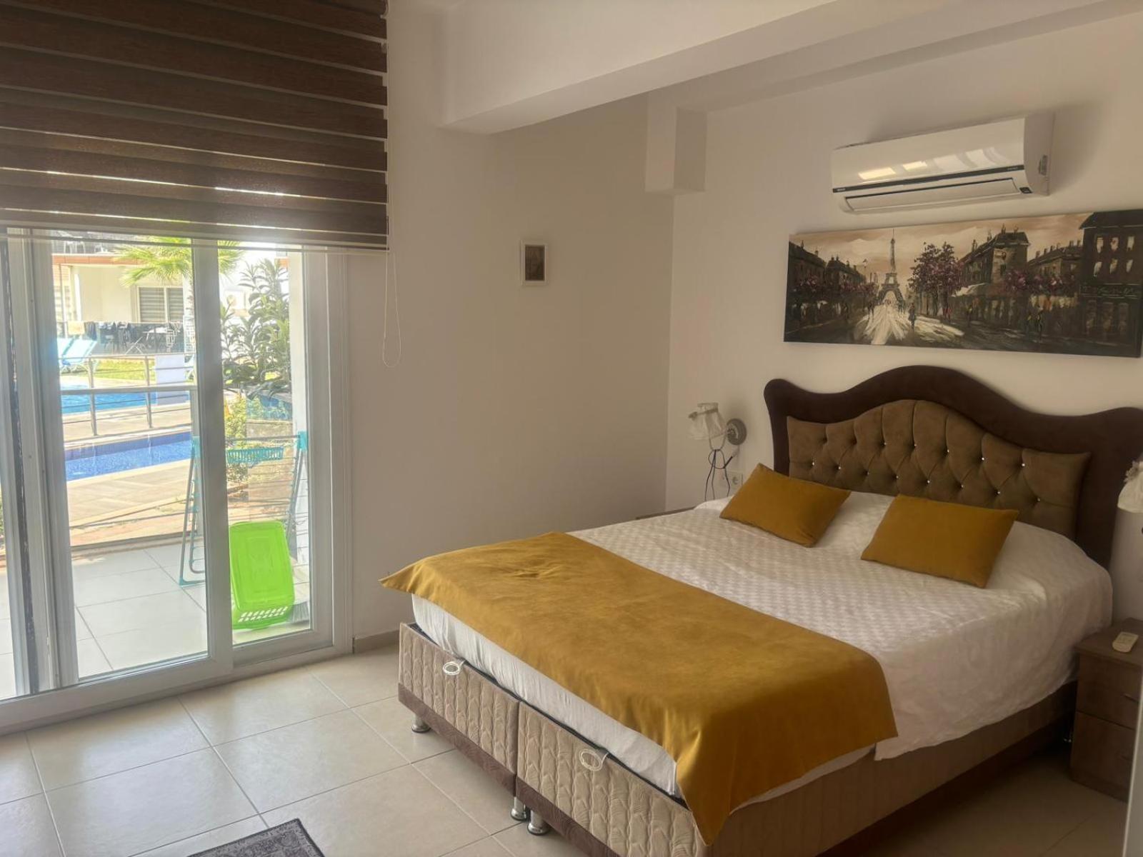 Charming 3-bedroom With Private Pool For Rent *