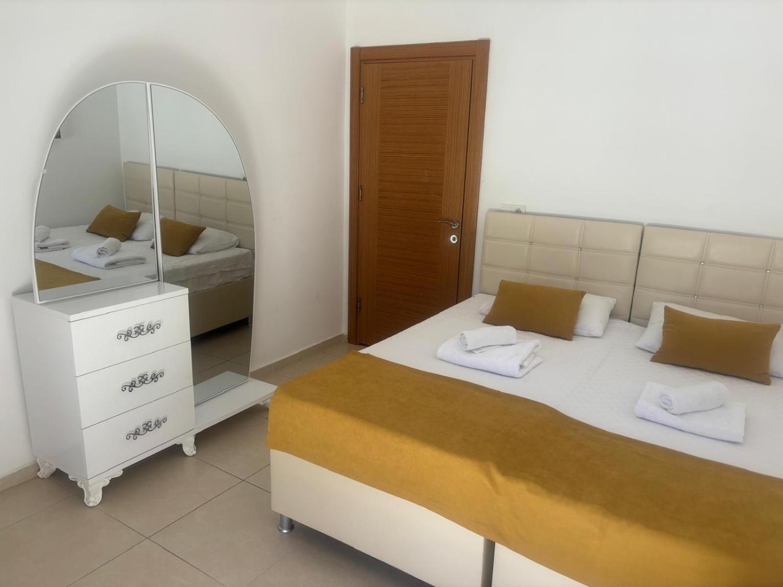 Apartment Charming 3-bedroom With Private Pool For Rent