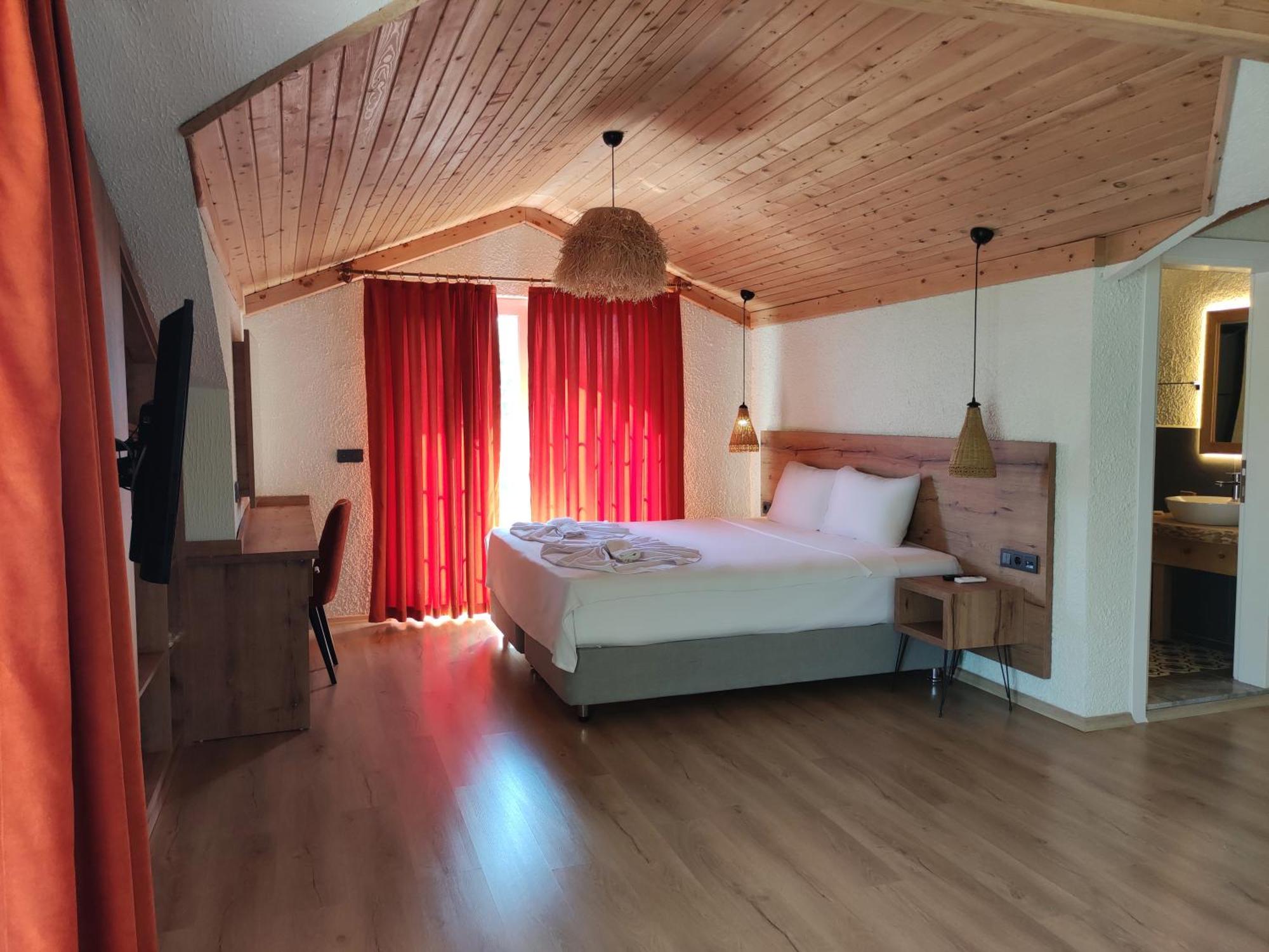 Hotel Gunes Boutique 3*