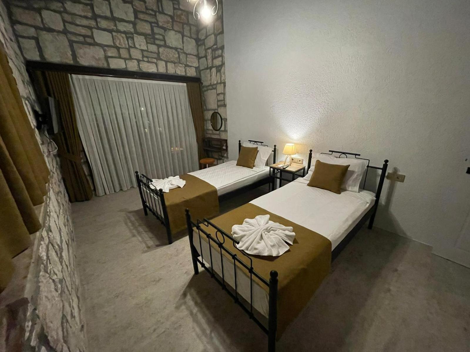 Villa Guelyali Konaklari *