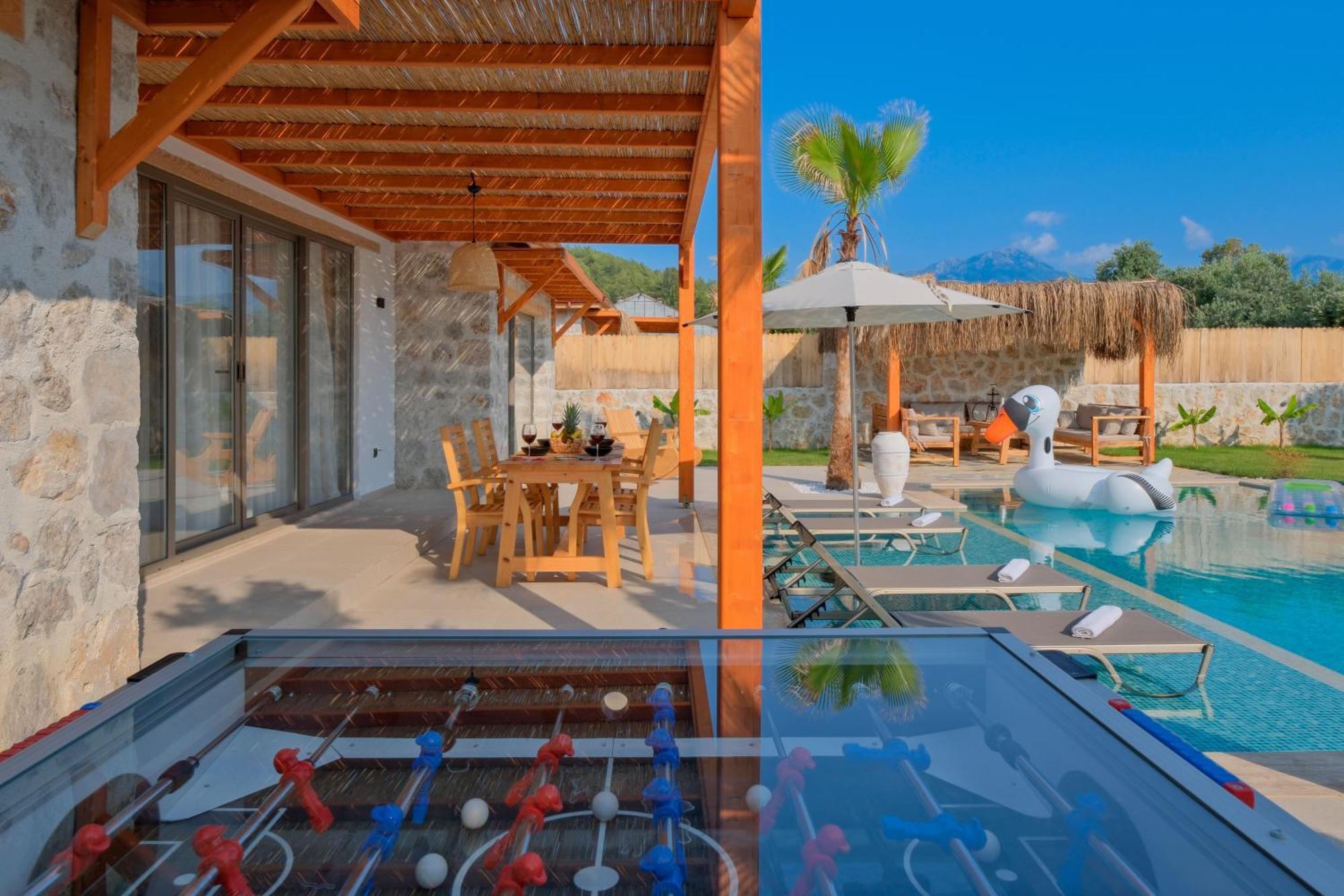 Villa Mono 1 *