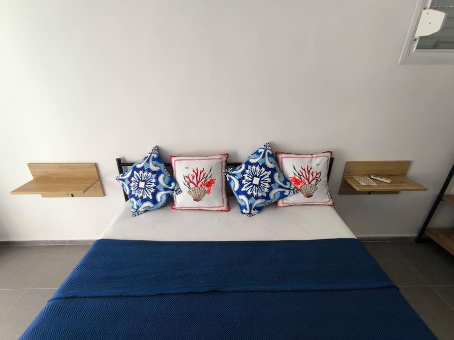 Large With Private Heated Outdoor Pool Villa *
