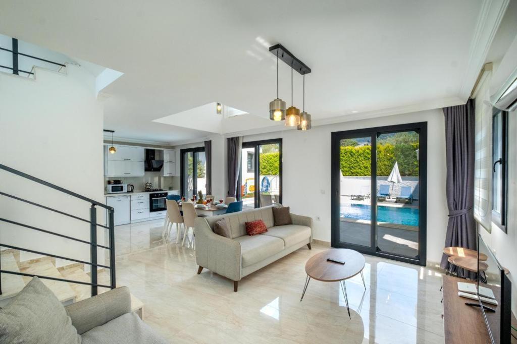 Asrin Villa