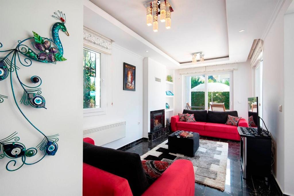 Villa Unique C - 4 Bedroom Private In Quiet Area Of Ovacik Fethiye