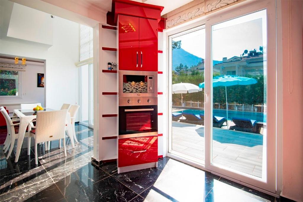Unique C - 4 Bedroom Private In Quiet Area Of Ovacik Villa