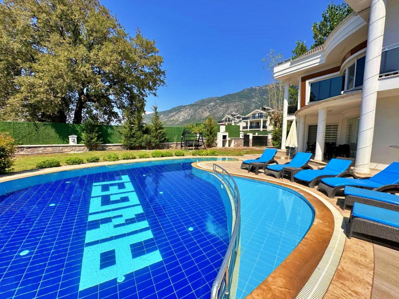 Villa Valley - 4 Bedroom Private Fethiye
