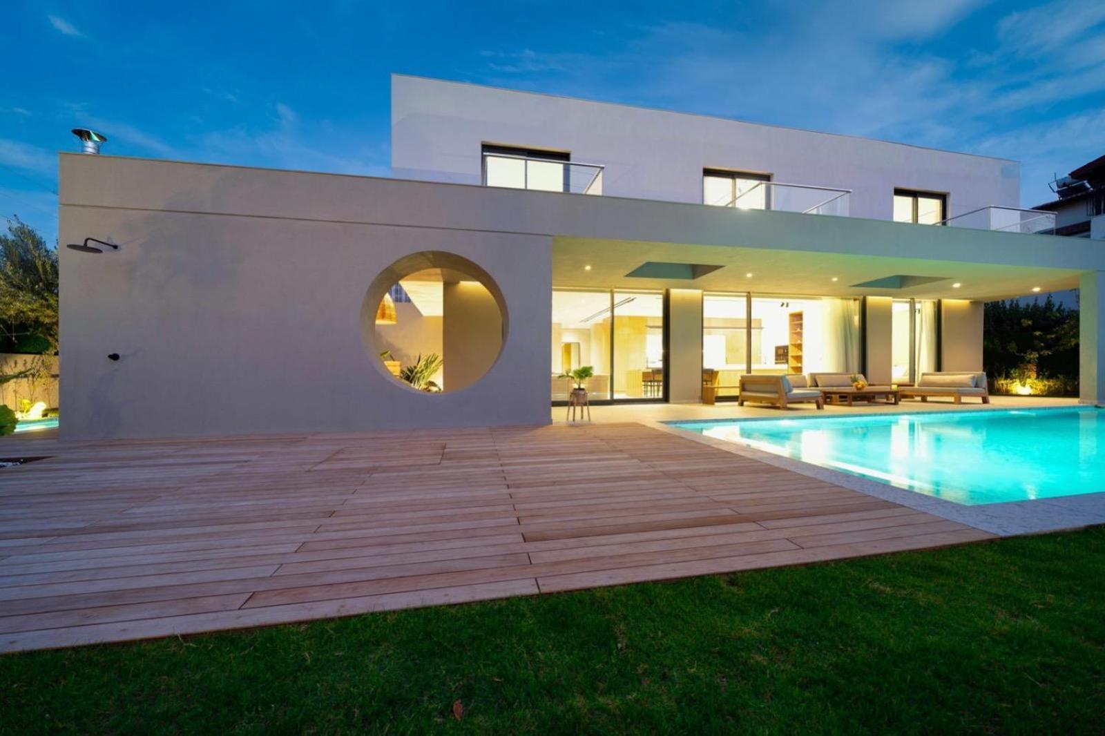 Villa Laser *