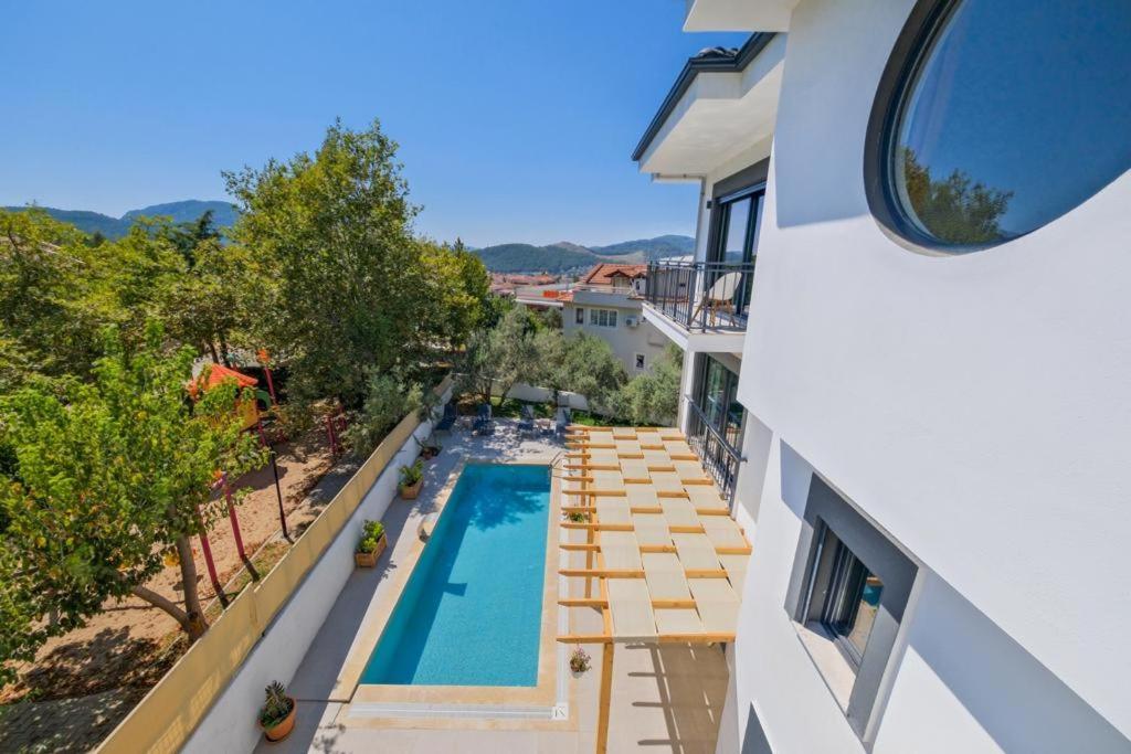 Arici Evi Delux Luxury With Indoor And Outdoor Pool Villa *