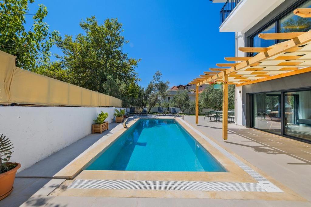 Arici Evi Delux Luxury With Indoor And Outdoor Pool Fethiye