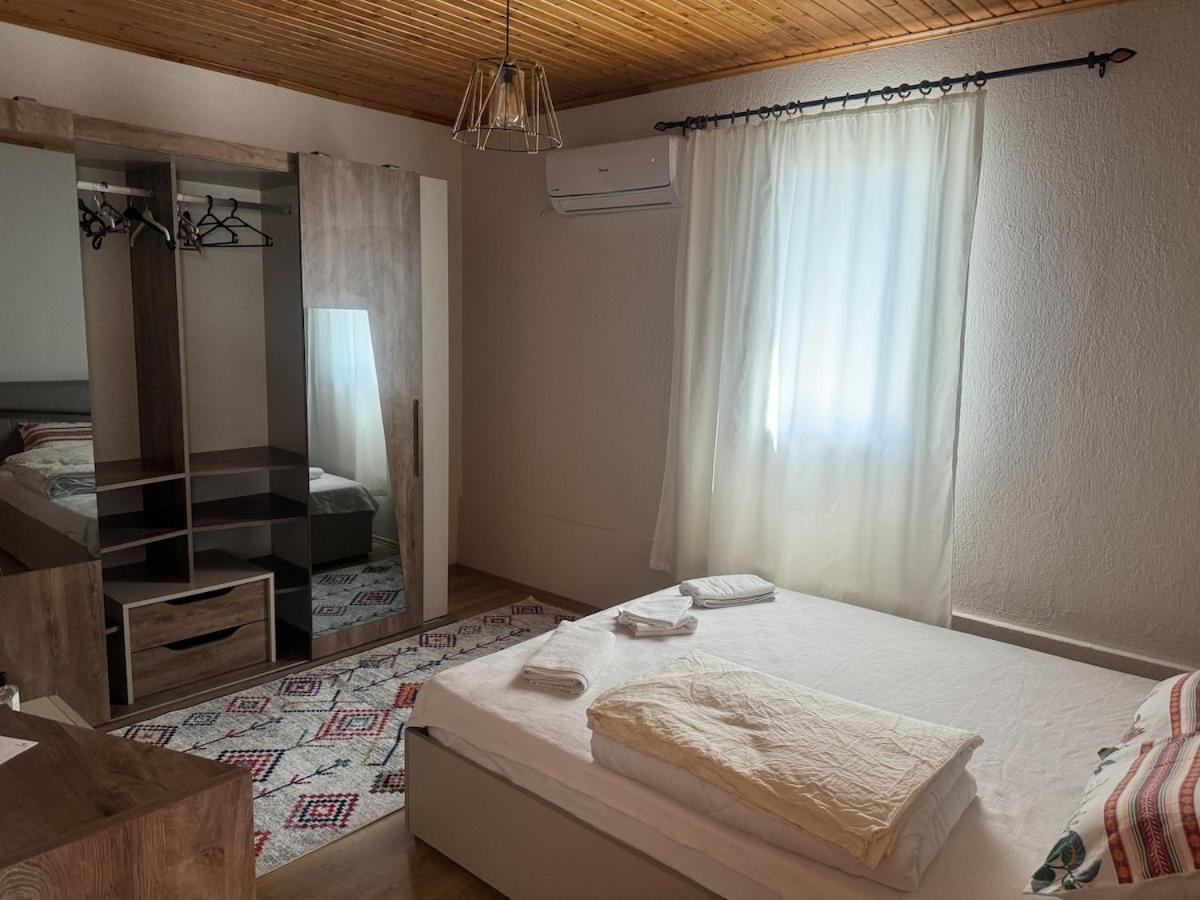 1 Bedroom Close To Bus Station And Mall 200 Mb Wifi Daire *