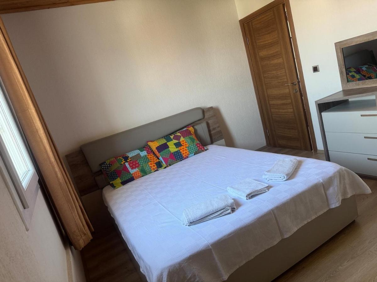 1 Bedroom Close To Bus Station And Mall 200 Mb Wifi Fethiye