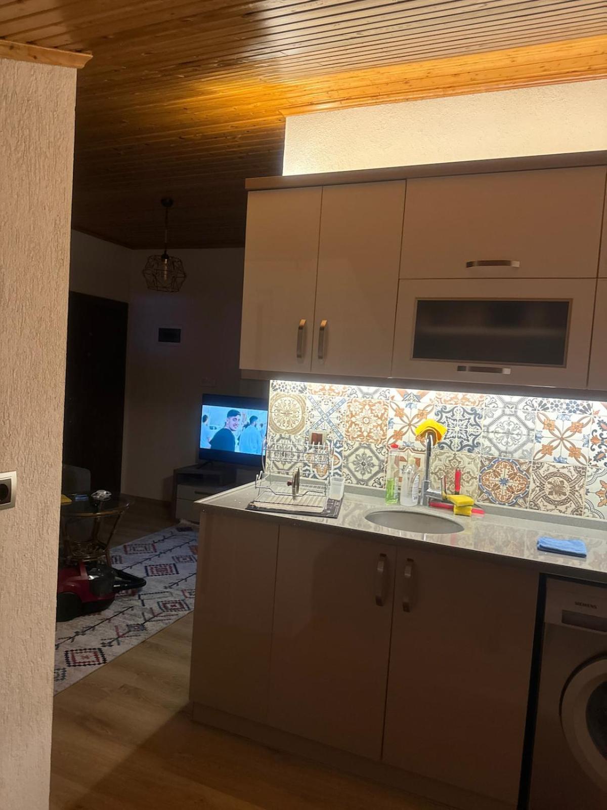Daire 1 Bedroom Close To Bus Station And Mall 200 Mb Wifi