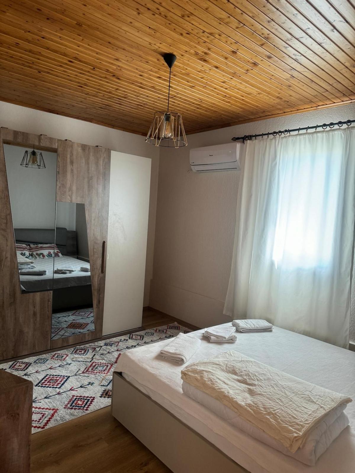 1 Bedroom Close To Bus Station And Mall 200 Mb Wifi Daire