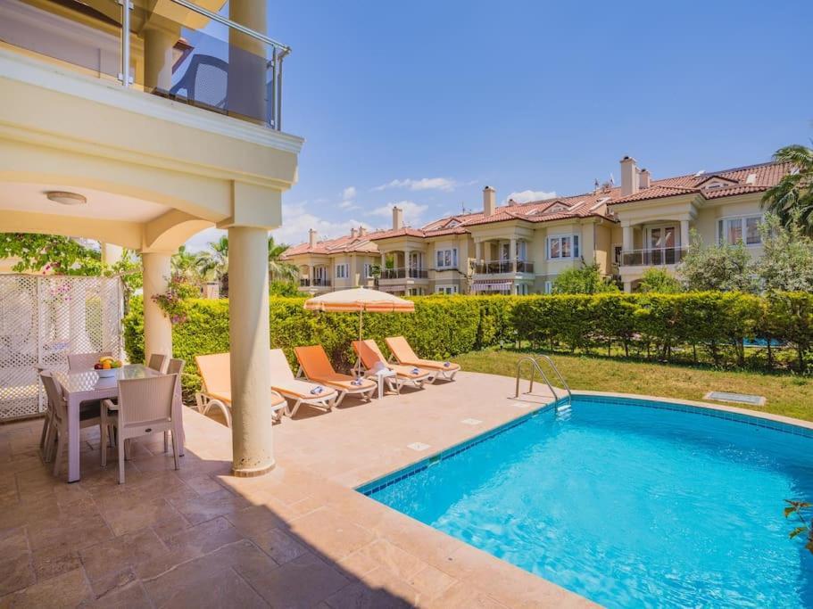 Calis'ta Denize Sifir 8 Kisilik Pearl 4 Villa *