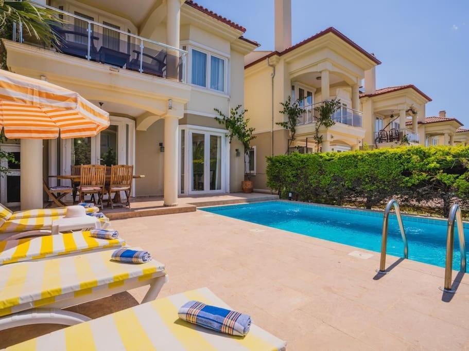Calis'ta Denize Sifir 10 Kisilik Starfish 3 * Fethiye
