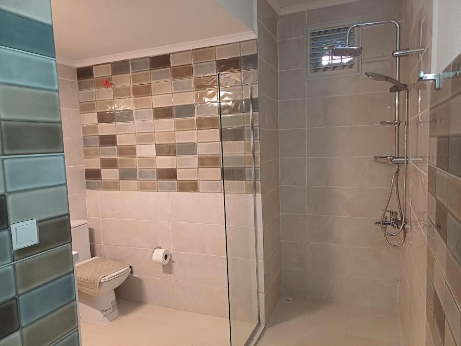 Paddys Apartments, Hisaroenue Apartment