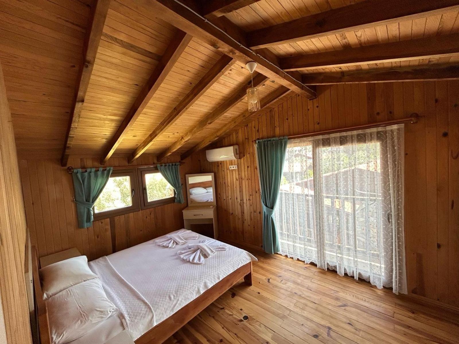 Defne Olive Gardens, Koca Calis, - Previously Defne Tatil Evi Fethiye
