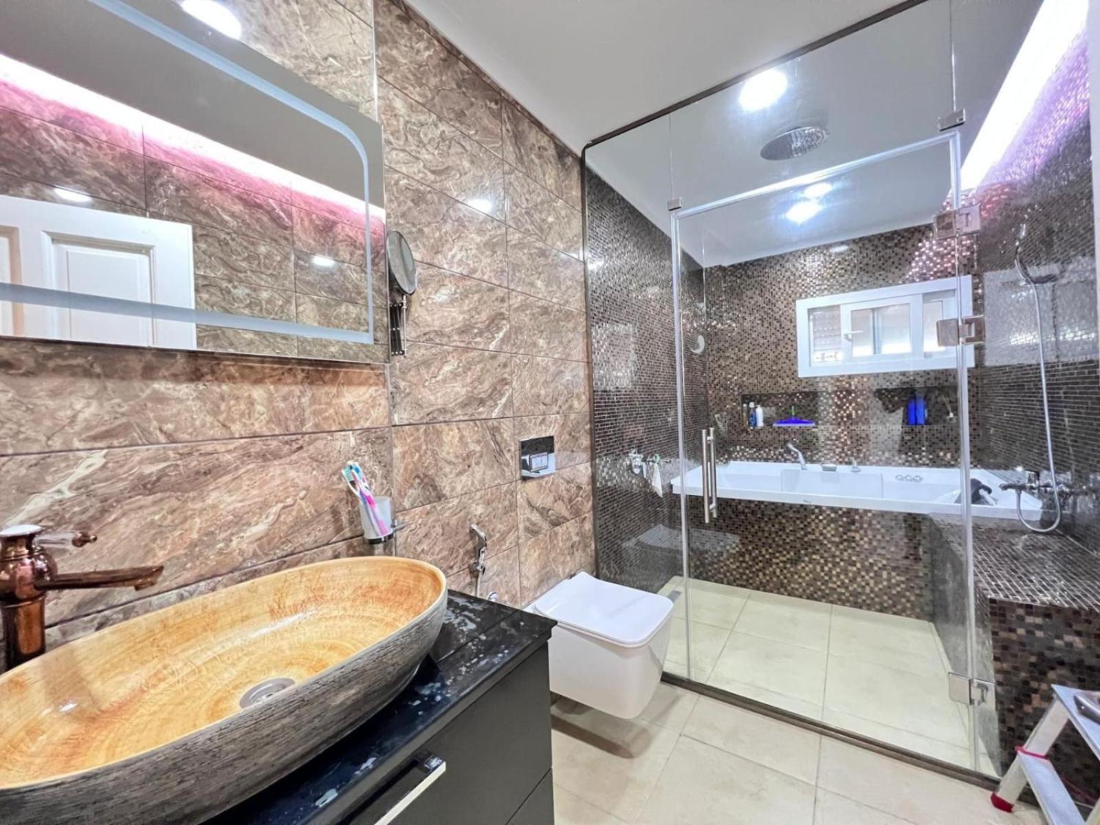Gulistan - 7 Bedroom In Ovacik Villa Fethiye