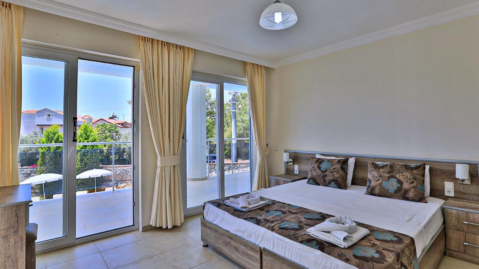 Villa Oludeniz 4 Bedroom 2184 Fethiye